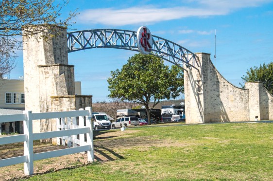 2017-february-texas-hill-country-trail_02-25-17_8889_edited-1